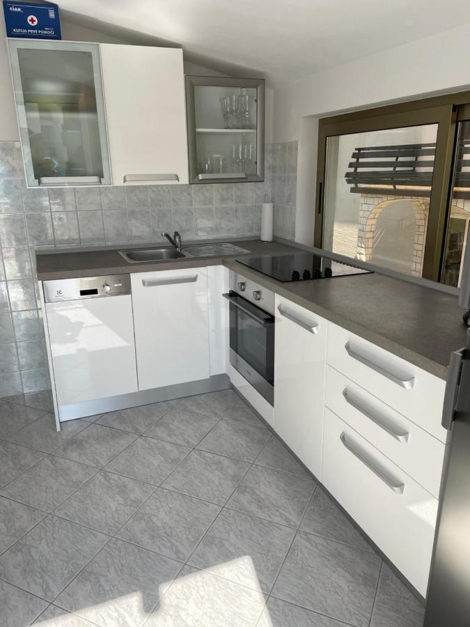 Casa Estancia Apartment Njivice Ngoại thất bức ảnh