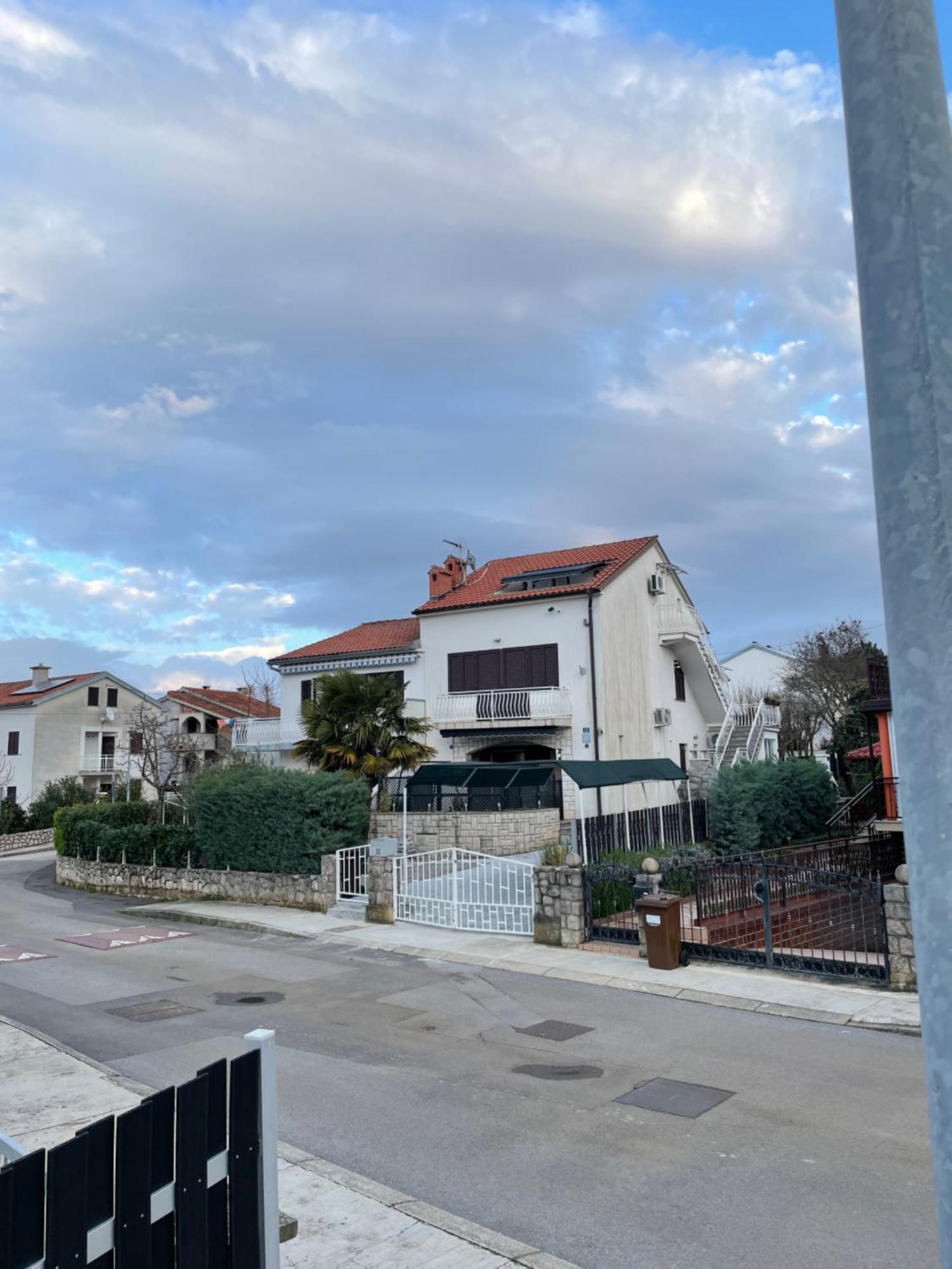 Casa Estancia Apartment Njivice Ngoại thất bức ảnh